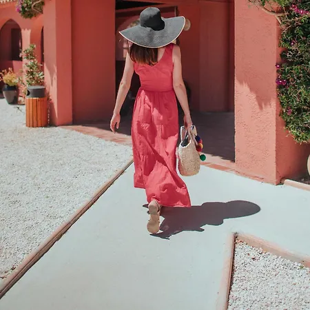 Ibis Thalassa 히에레