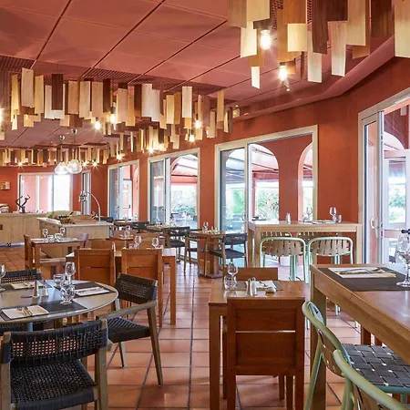 Готель Ibis Thalassa 3*