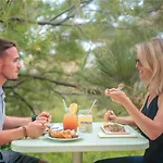 מלון Ibis Thalassa הייר