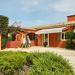 Отель Ibis Thalassa Hyeres Plage 3*