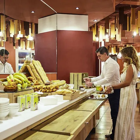 Ibis Thalassa Otel Hyères