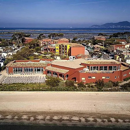 Ibis Thalassa Hyeres Plage 3*