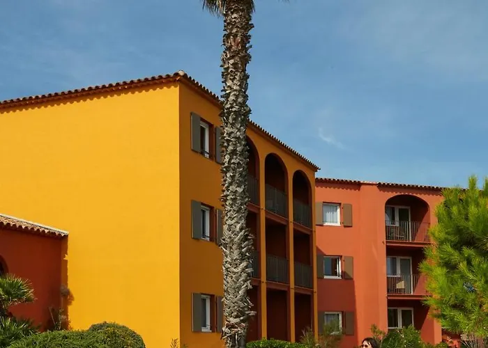 Ibis Thalassa Ξενοδοχείο Ιέρ