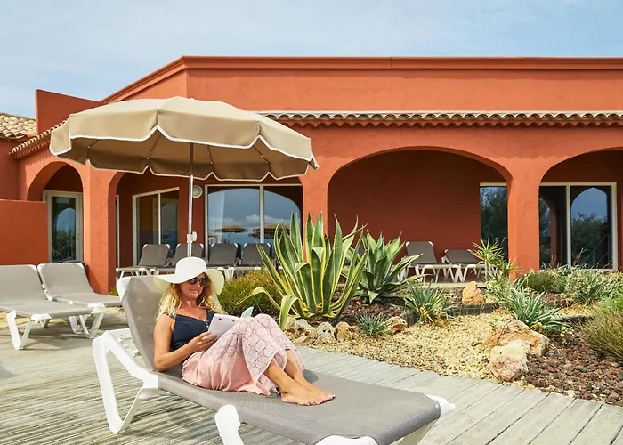 Отель Ibis Thalassa Hyeres Plage