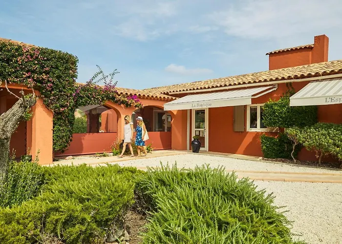 Ξενοδοχείο Ibis Thalassa 3*